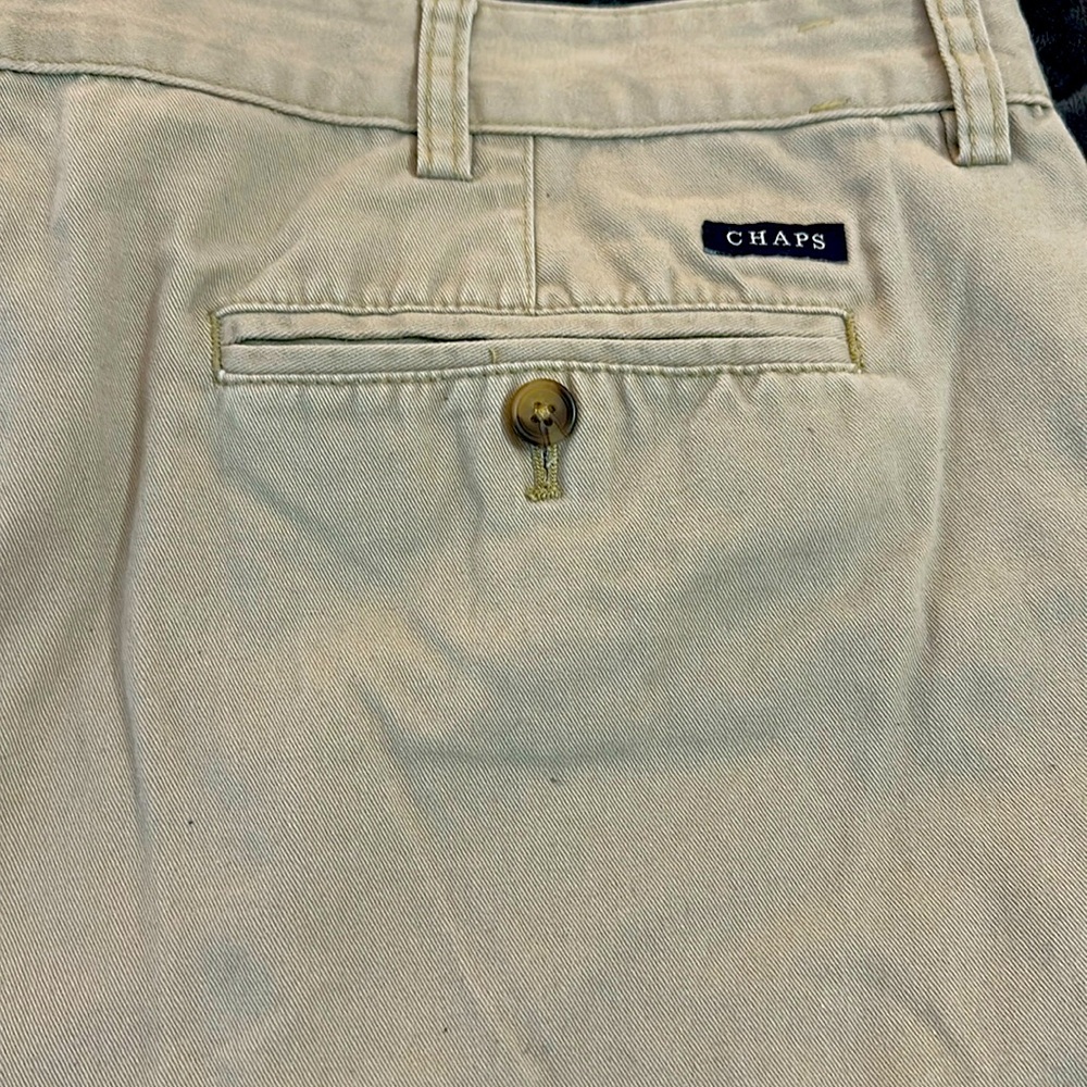 Chaps Big Tall Mens Khaki 44 Flat Front Shorts NWOT Dress or Casual